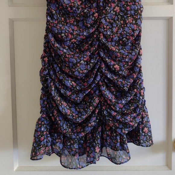80's-inspired ASTR the Label Floral Mini Dress - Petite M - Picture 4 of 6
